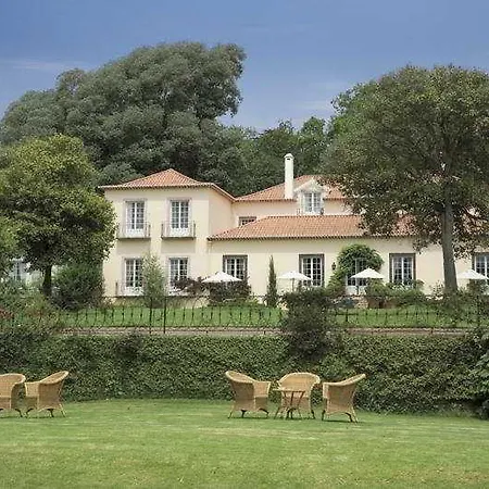 מלון Casa Velha Do Palheiro Relais & Chateaux פונשל